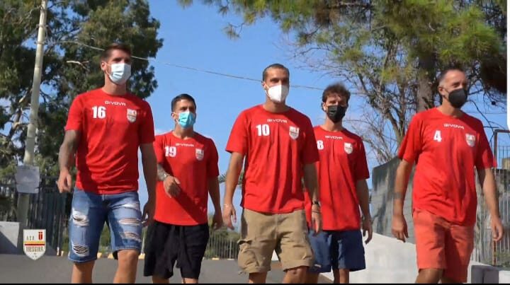 Vaccini nei mercati rionali, con le squadre sportive, a scuola e negozi “Covid Free”. Incentivi pro salute come biglietto gratis con Acr