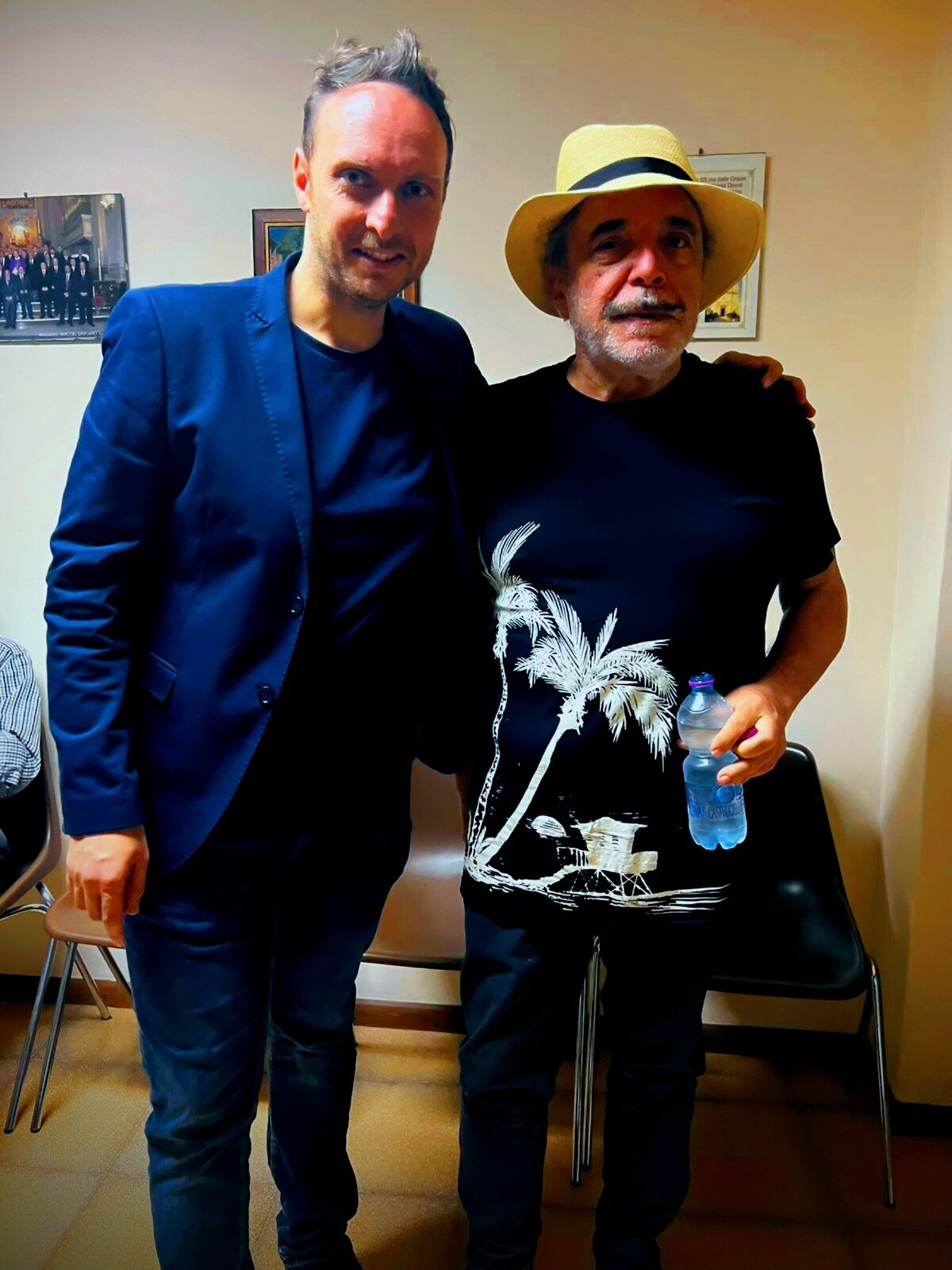 Il consulente allo spettacolo Mirko Vecchio con Nino Frassica