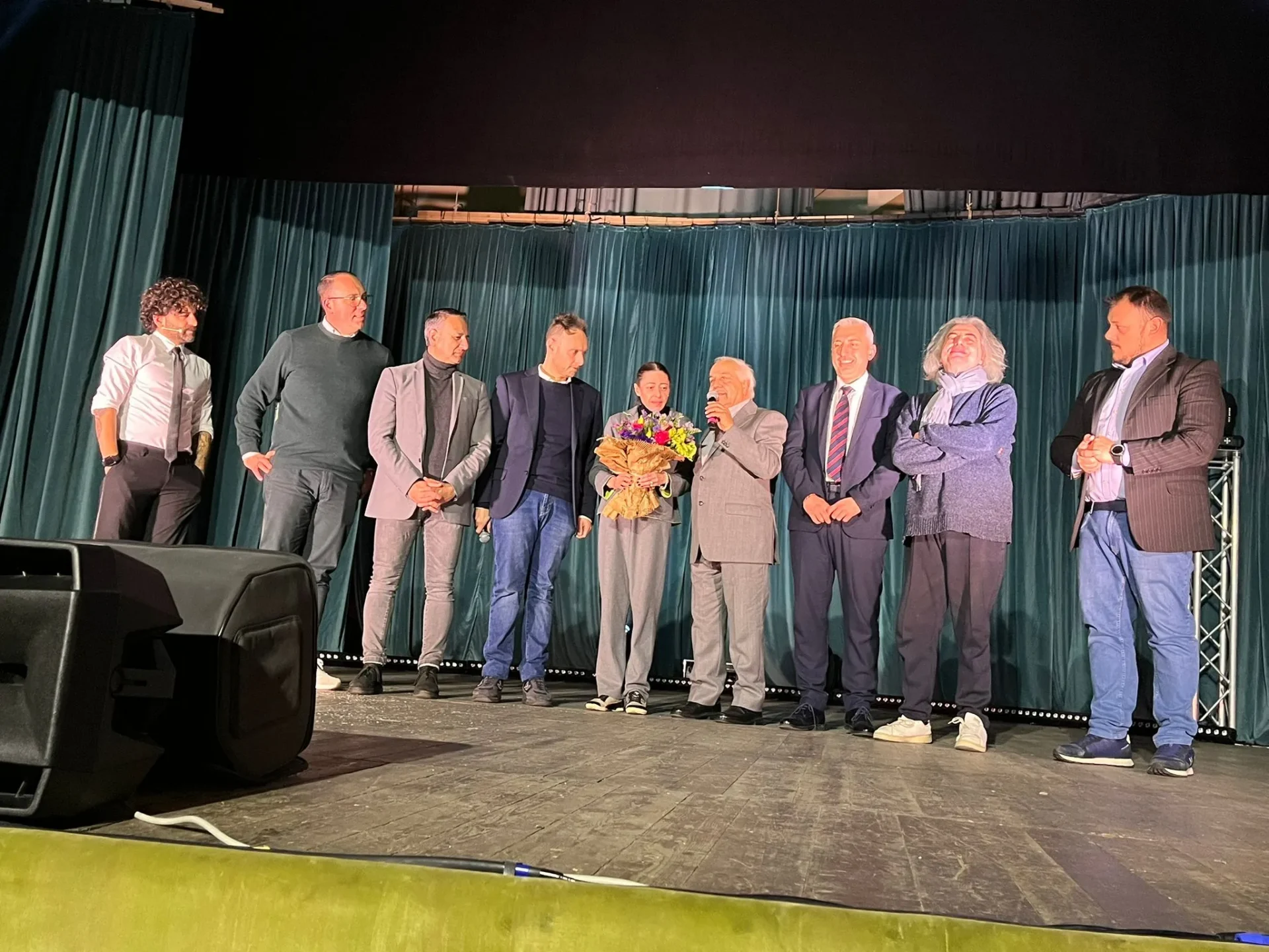 Grande successo a Trecastagni: Gerardina Trovato incanta il pubblico con un concerto emozionante