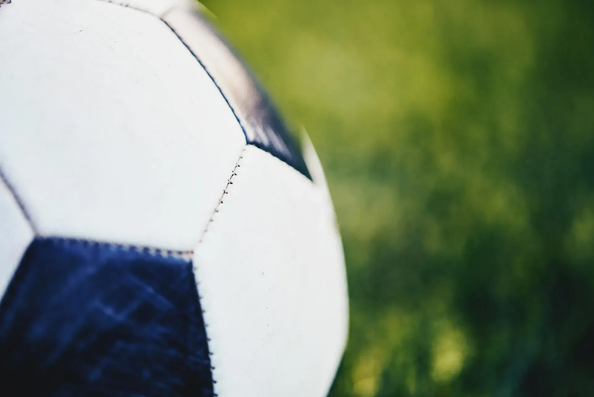 Catania, il “Massimino” si tinge di solidarietà: tutto pronto per la XVIII edizione di “Un Goal per la Solidarietà”